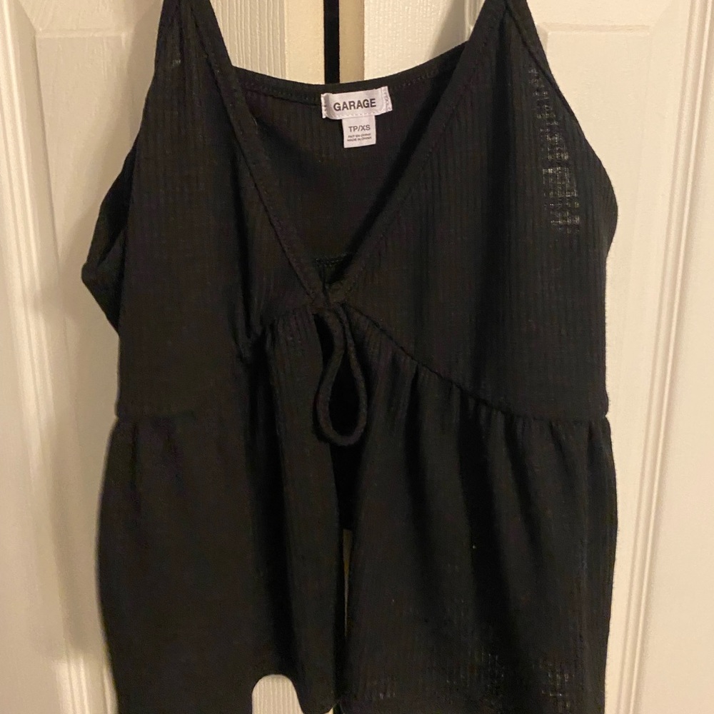 middle tie tank